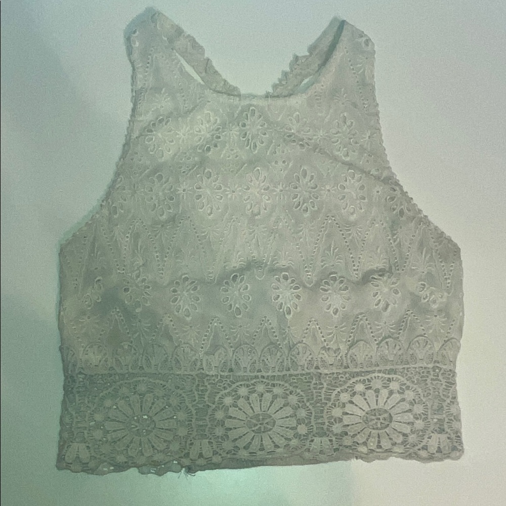 American Eagle Outfitters Lace Crop Top - Cream